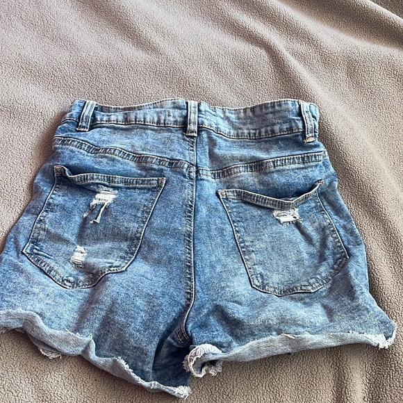 Urban outfitters Jean shorts - Picture 3 of 4